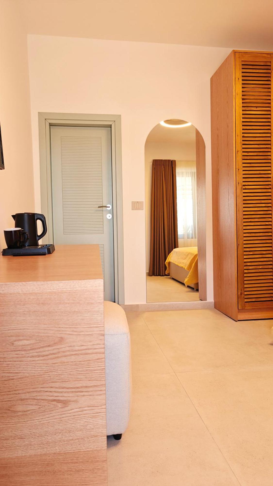 סרנדה Villa Margarit Boutique Hotel חדר תמונה
